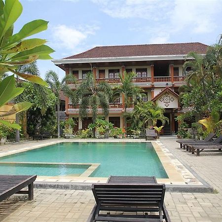 Beneyasa Beach Inn I Kuta  Exterior photo