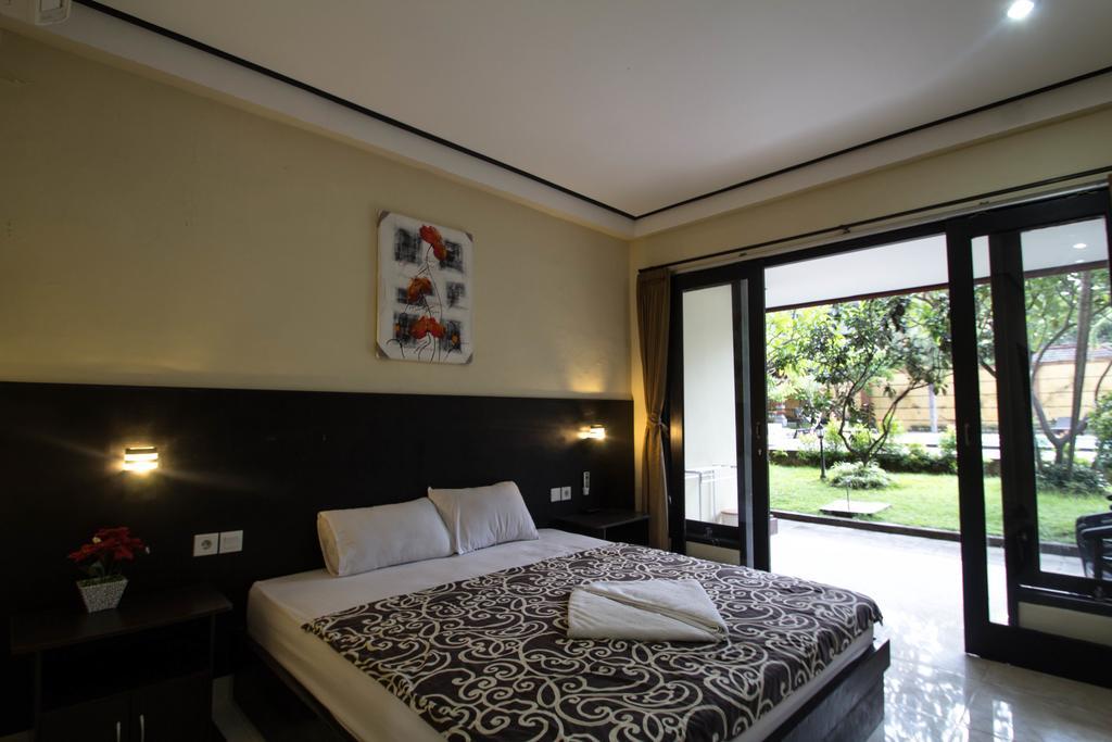 Beneyasa Beach Inn I Kuta  Exterior photo