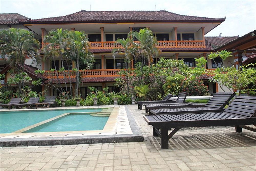 Beneyasa Beach Inn I Kuta  Exterior photo